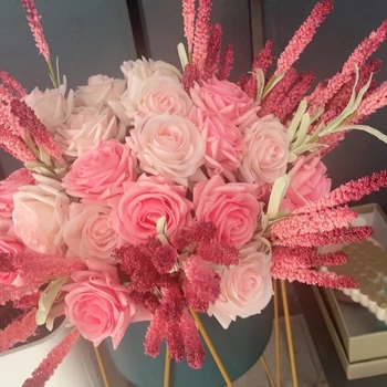 1Bunch Simulação de Flor de Rosa Artificial de Alta Qualidade Seda Rosa com Flores Para Noiva Buquê de Flores do Casamento Festa de Jardim Decoração de Casa