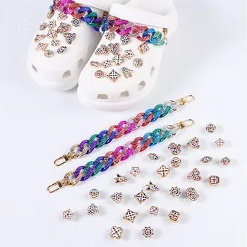 colorido conjunto de croc sapatos encantos de cristal richstone cadeia de caracteres cadeia de Acessórios jibz para croc tamancos calçados Decorações de homem presentes crianças