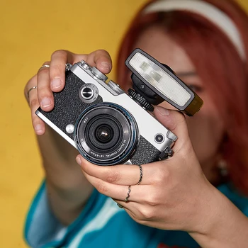 Godox Lux Junior Retro Camera Flash GN12 6000K Automático e Manual Modos de 28mm de Comprimento Focal para Canon Nikon Sony Fuji, Olympus Cameras